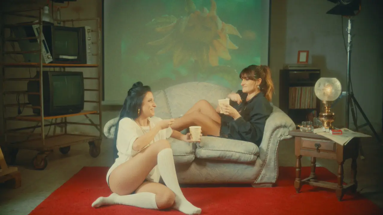 María Peláe, Rozalén · La Telenovela